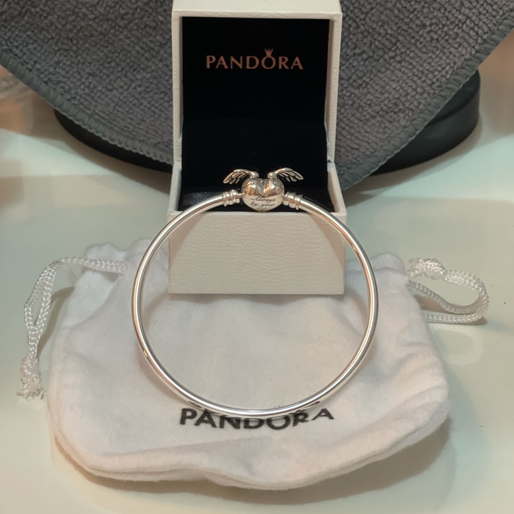 Pandora bangle size 7.5